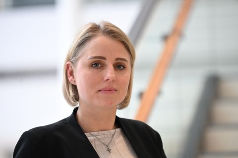 Seit drei Jahren sitzt Behrendt für die AfD im Landtag – politisch verortet sie sich selbst als konservativ und rechts. Foto: -/