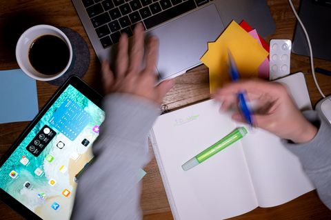 In Mecklenburg-Vorpommern lichtet sich laut Experten das Dunkelfeld nicht erkannter ADHS-Diagnosen bei Erwachsenen. (Symbolbild)