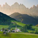 Villnößtal mit Blick auf die Geisler Spitzen
