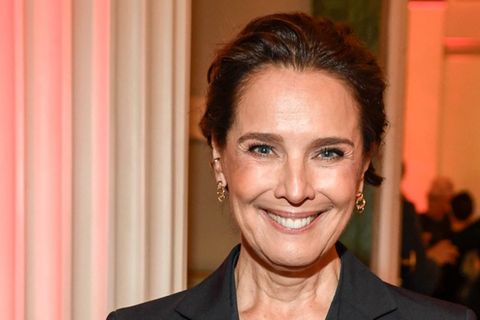 Désirée Nosbusch zeigt sich bei Instagram in einem veränderten Look.