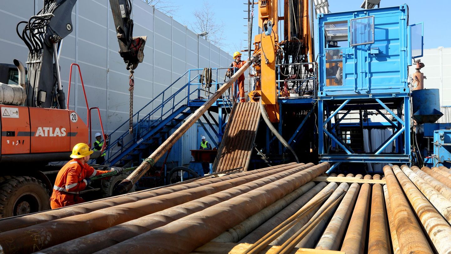 Wie in Krefeld bohrte der Geologische Dienst auch in Kempen, um die Wärmespeicherfähigkeit alter Bodenschichten zu erkunden. Erg