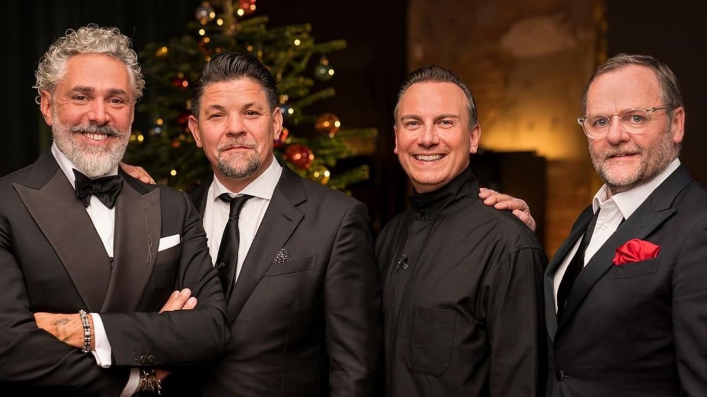 Roland Trettl, Tim Mälzer, Tim Raue und Sepp Schellhorn (v.l.) werden dieses Jahr im Weihnachtsspecial von "Kitchen Impossible