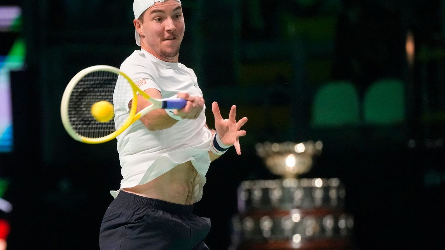 endrunde-in-bologna-struff-verliert-fehlstart-f-r-deutsches-davis-cup-team