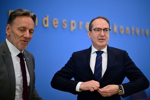 BKA-Chef Münch und Innenminister Dobrindt
