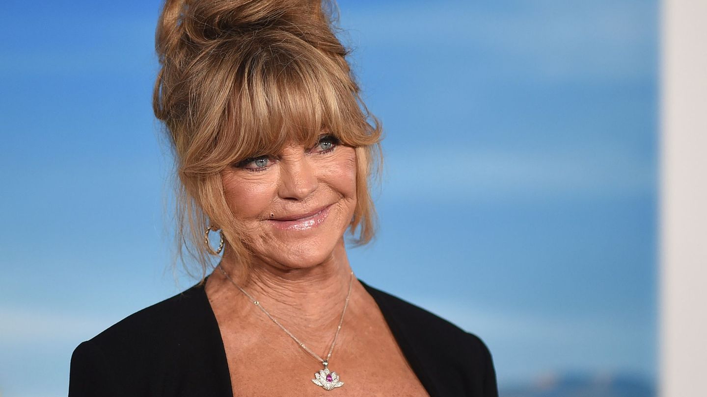 Goldie Hawn hält sich mit Trampolinspringen fit. (Archivbild) Foto: Richard Shotwell/Invision/AP/dpa