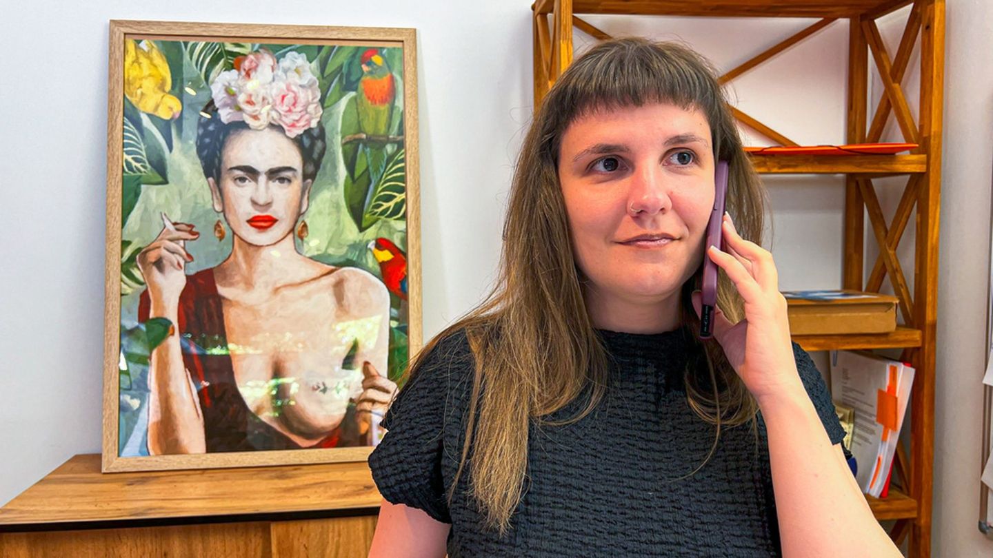 Vorbild Frida Kahlo? – Miriam Peters gründete die Hilfsorganisation "Land-Grazien" 2021.