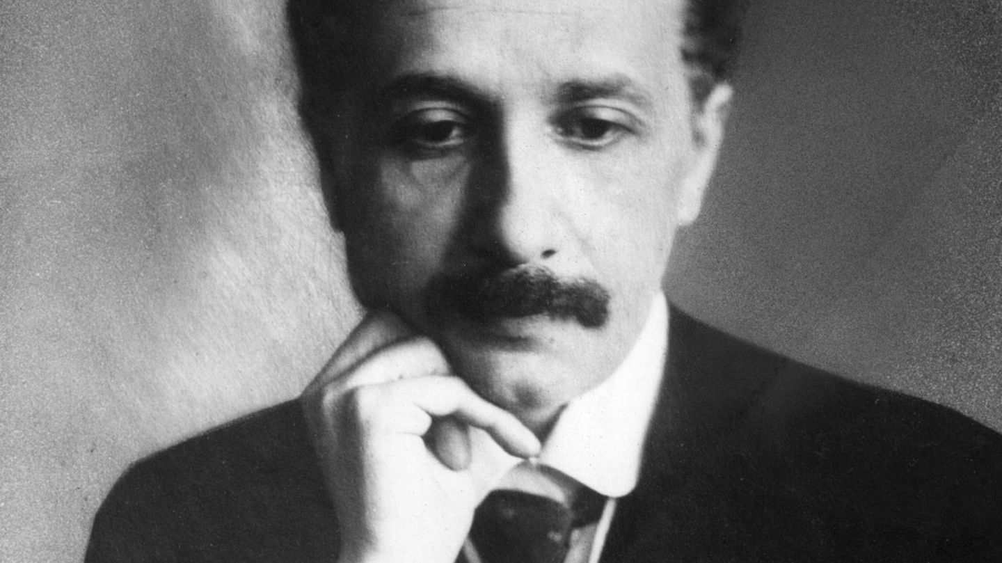 Vor-120-Jahren-Einsteins-Wunderjahr-Als-ein-Patentpr-fer-die-Physik-revolutioniert