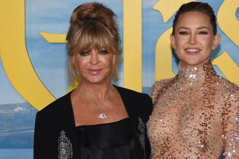 Kate Hudson (r.) sendet Geburtstagswünsche an ihre Mutter.