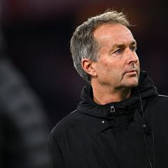 Freut sich auf das Wiedersehen mit Eriksen: Leverkusens Coach Kasper Hjulmand (Archivbild) Foto: Tom Weller/dpa