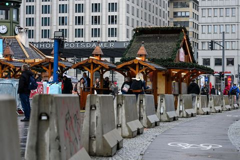 Das Bündnis Sahra Wagenknecht fordert einen Landesfonds für Sicherheitsmaßnahmen bei Großevents (Archivbild). Foto: Jens Kalaene