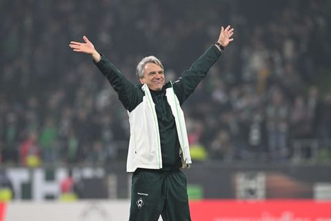 Horst Steffen will auch nach dem Duell mit seinem Vorgänger jubeln. (Archivfoto) Foto: Carmen Jaspersen/dpa