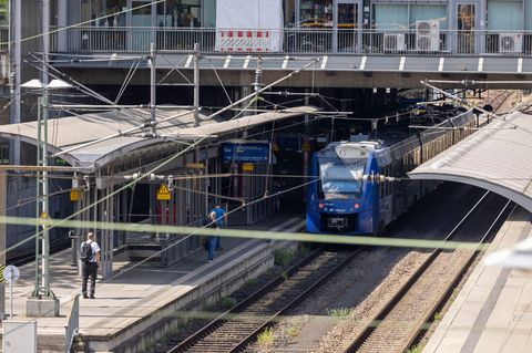 Rund um den Mainzer Hauptbahnhof wird vor und nach Weihnachten kräftig gebaut, mit erheblichen Folgen für den Zugverkehr. (Archi