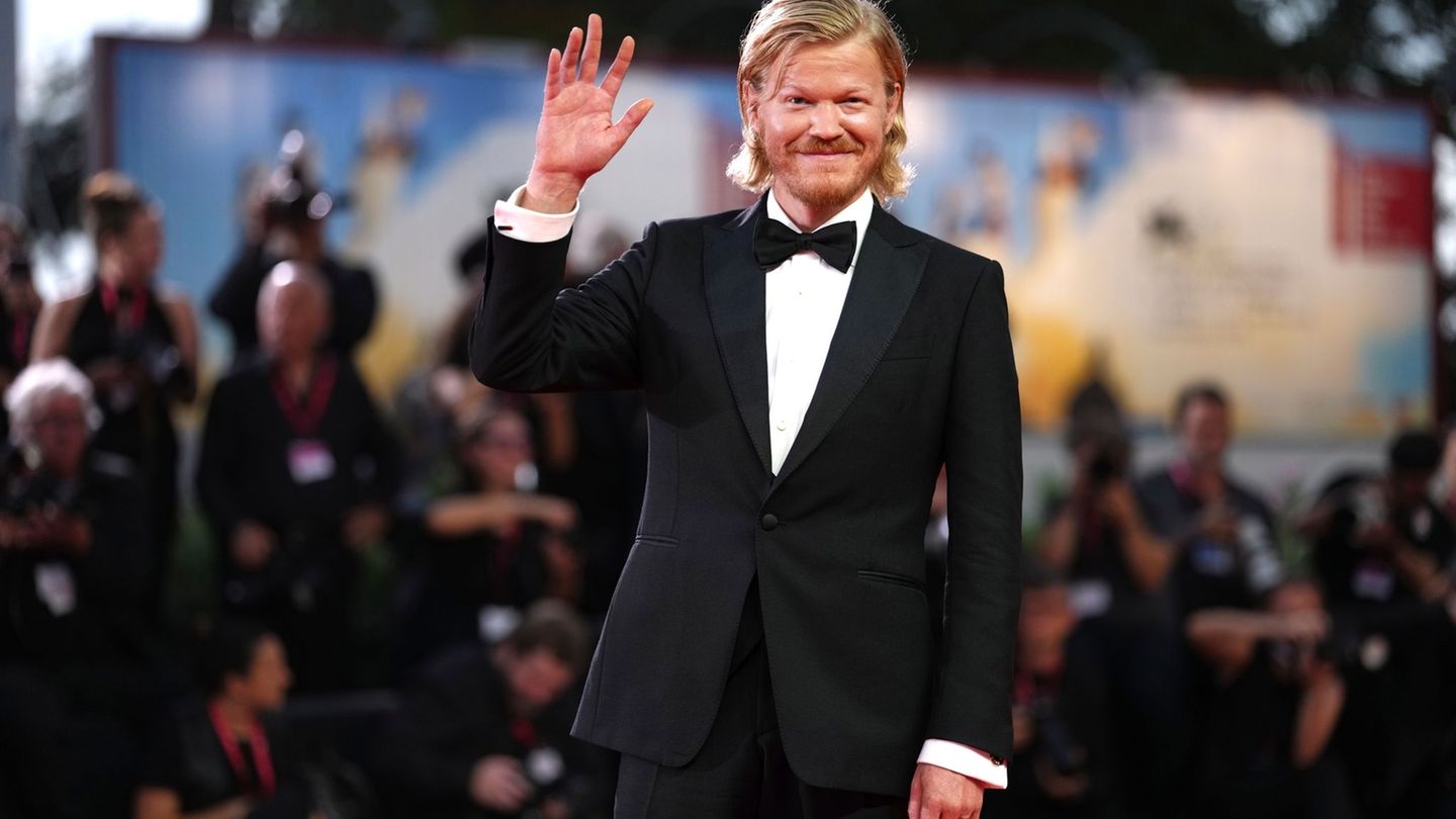 Hollywoodstars wie Jesse Plemons fühlen sich bei den Dreharbeiten in der Hauptstadt wohl. (Archivbild) Foto: Scott A Garfitt/Inv