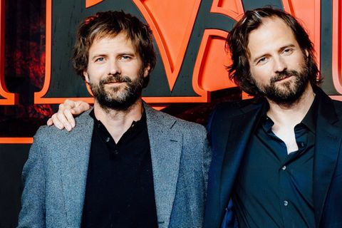 Matt (r.) und Ross Duffer bei der Premiere der fünften "Stranger Things"-Staffel in London.