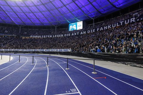 Auch die Fans von Hertha BSC haben ihren Unmut geäußert. Foto: Andreas Gora/dpa