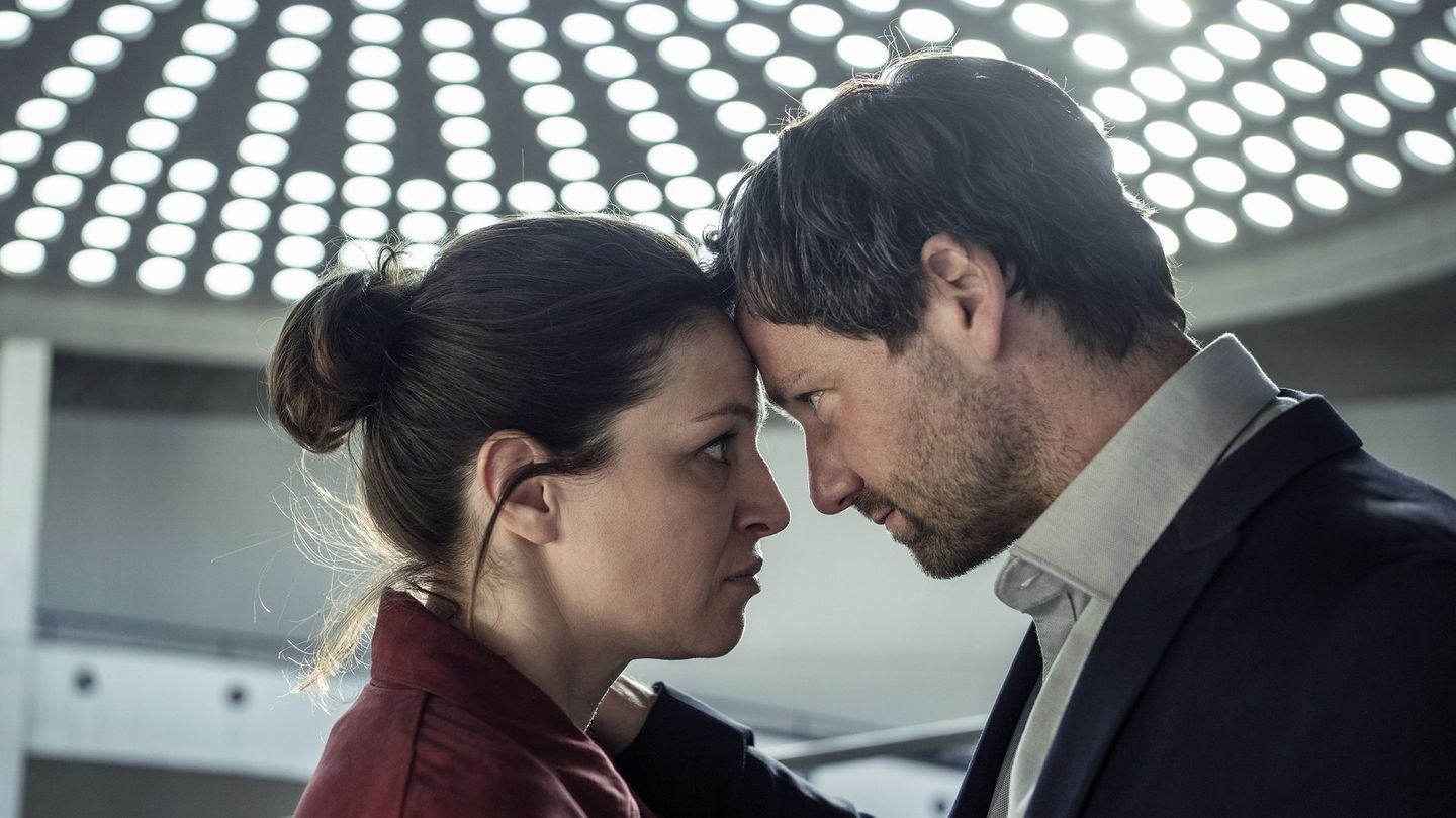 Herausfordernder kann Polizeiarbeit kaum sein: Katharina Tempel (Franziska Hartmann) ermittelt gegen ihren eigenen Mann Volker (Florian Stetter).