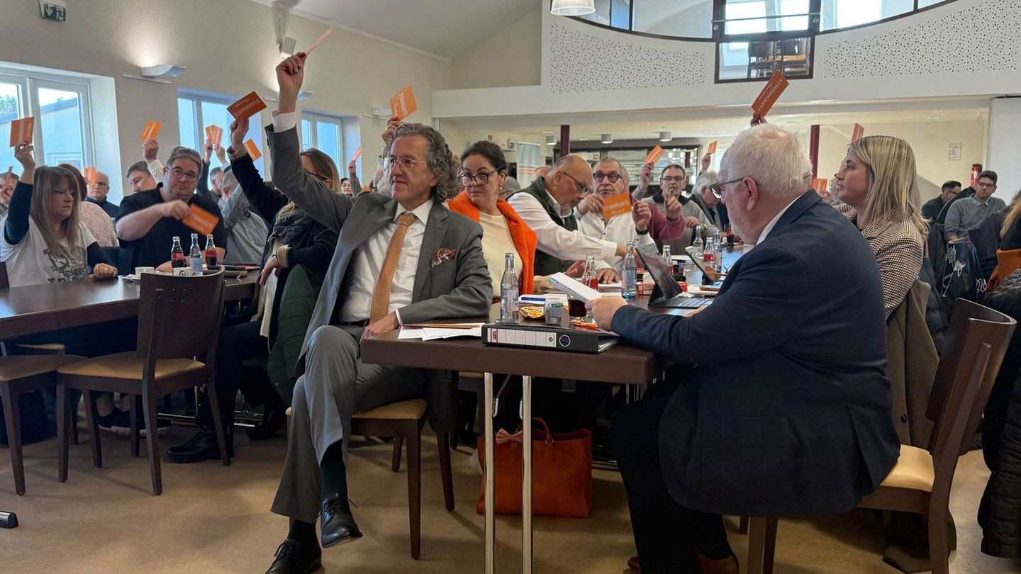 Joachim Streit ist der Spitzenkandidat. Foto: Mona Wenisch/dpa