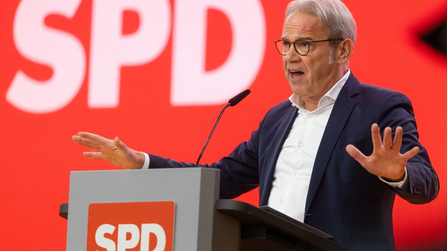 Thüringens SPD-Chef Georg Maier sieht seine Partei als Vorkämpfer gegen Faschismus. Foto: Michael Reichel/dpa