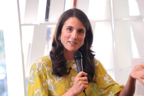 Tatiana Schlossberg berichtet offen von ihrem Leben mit unheilbarer Leukämie.