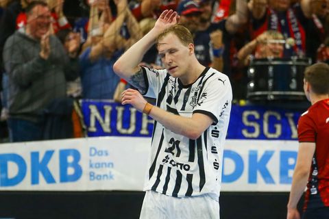 Eric Johansson und der THW Kiel hatten Frisch Auf Göppingen zu Gast. Foto: Michael Hundt/dpa