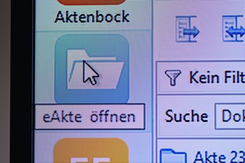 Eigentlich sollte die E-Akte bis Ende 2025 in allen Ländern eingeführt werden. Daran wurde seit rund zehn Jahren gearbeitet. (Sy