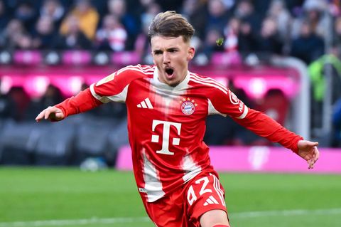 Lennart Karl jubelt nach seinem Tor gegen Freiburg. Foto: Sven Hoppe/dpa