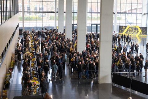 Technische Probleme bei der Anmeldung der Mitglieder sorgten am Sonntag für einen verspäteten Beginn der Mitgliederversammlung v