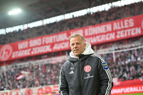 Markus Anfang erinnerte ein medizinischer Notfall im Stadion an einen Vorfall mit seinem Vater. Foto: Anke Waelischmiller/dpa