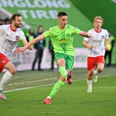 Bence Dardai wird dem VfL Wolfsburg mehrere Monate fehlen. Foto: Swen Pförtner/dpa