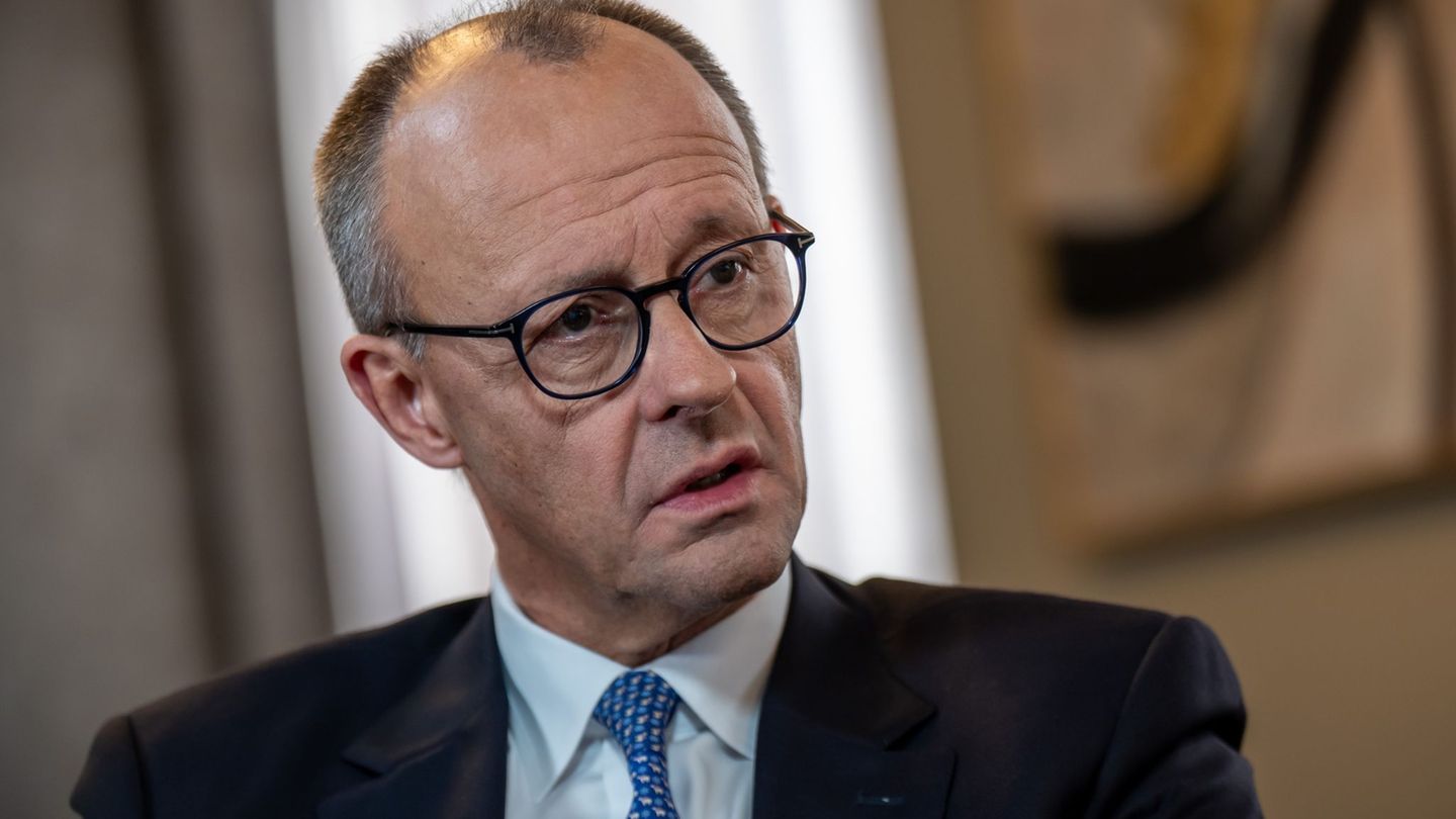 Der Kanzler setzt auf Einigung im Rentenstreit. Foto: Michael Kappeler/dpa