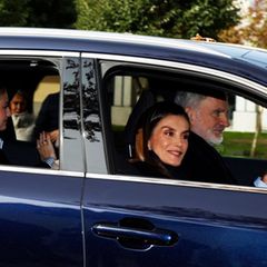 König Felipe und Königin Letizia kamen mit ihren Kindern Leonor und Sofía.