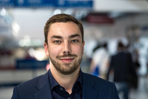 Brandenburgs SPD-Generalsekretär Kurt Fischer äußert sich zu einer Reaktion des bisherigen AfD-Fraktionsvizes Christian Dorst au