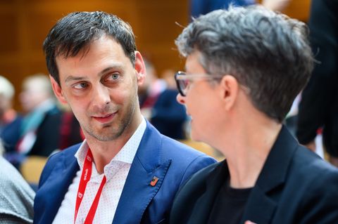 Die bisherigen Berliner SPD-Chefs Martin Hikel und Nicola Böcker-Giannini wollten eine Parteireform anstoßen. (Archivbild) Foto: