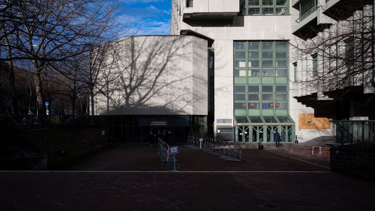 Der Prozess findet im Strafjustizzentrum in München statt. (Archivbild) Foto: Lukas Barth/dpa