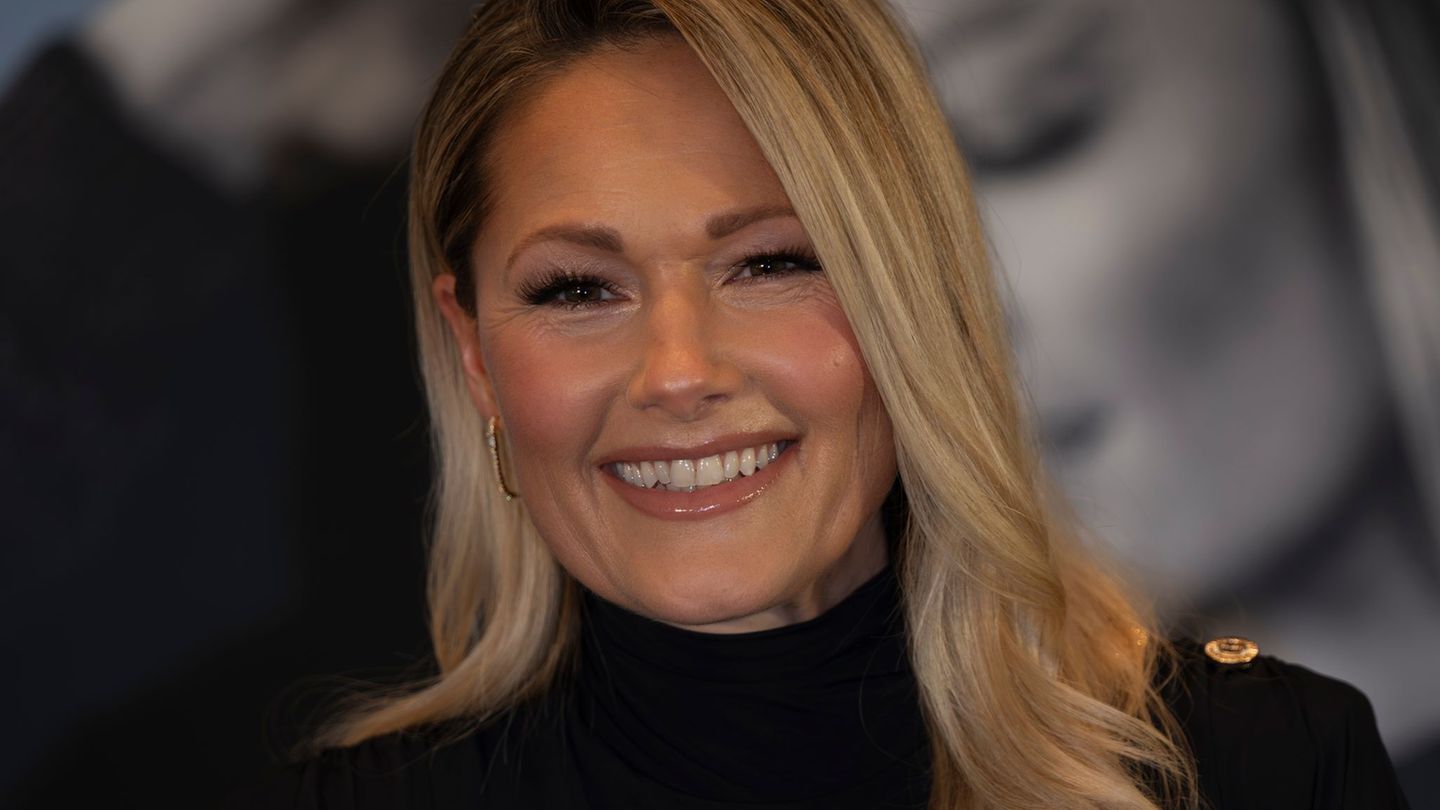 Weihnachts-Album-Helene-Fischer-liebt-Stille-Nacht-