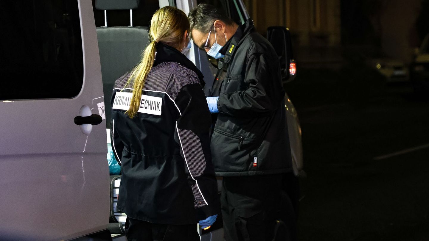 Die Hintergründe des Vorfalls waren zunächst unklar. Foto: Gianni Gattus/dpa