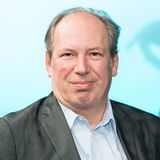 Ob Ron Howard, Christopher Nolan oder Gore Verbinski: Hollywoods Top-Regisseure schwören auf die Filmmelodien von Hans Zimmer! Der gebürtige Frankfurter komponierte und produzierte die Musik für Filmklassiker wie "Rain Man", "Fluch der Karibik", "Inception" und "X-Men: Dark Phoenix". In seiner langen Karriere wurde er zwölfmal für den Oscar nominiert, den er zweimal gewann ("Der König der Löwen", "Dune").