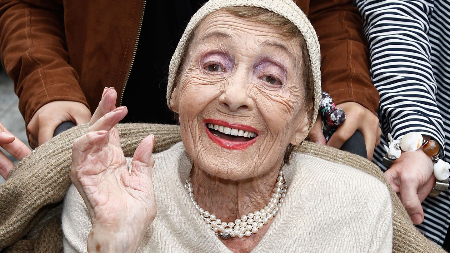 Bis heute die einzige Deutsche, die den Oscar sogar zweimal bekam: Luise Rainer (1910-2014) nahm die begehrte Trophäe 1937 (für "Der große Ziegfeld") und 1938 ("Die gute Erde") entgegen. Als Schauspielerin in zwei aufeinanderfolgenden Jahren zu gewinnen, schaffte sonst nur Katherine Hepburn.