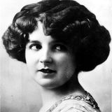 Die erste deutsche Schönheitskönigin Gertrud Sieg 1909