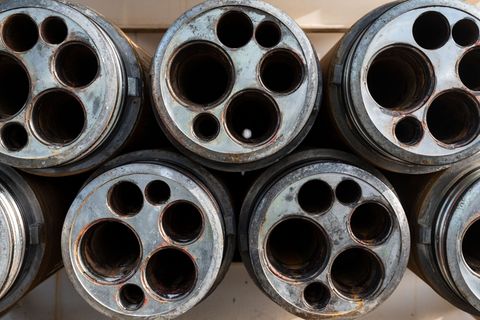 Protest, Klagen, Kompromisse: Nach jahrelangem Streit startet der Bau für Suedlink in Thüringen und Bayern. Doch es bahnt sich n