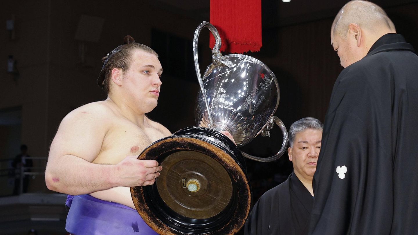 Sumo-Ringer Aonishiki