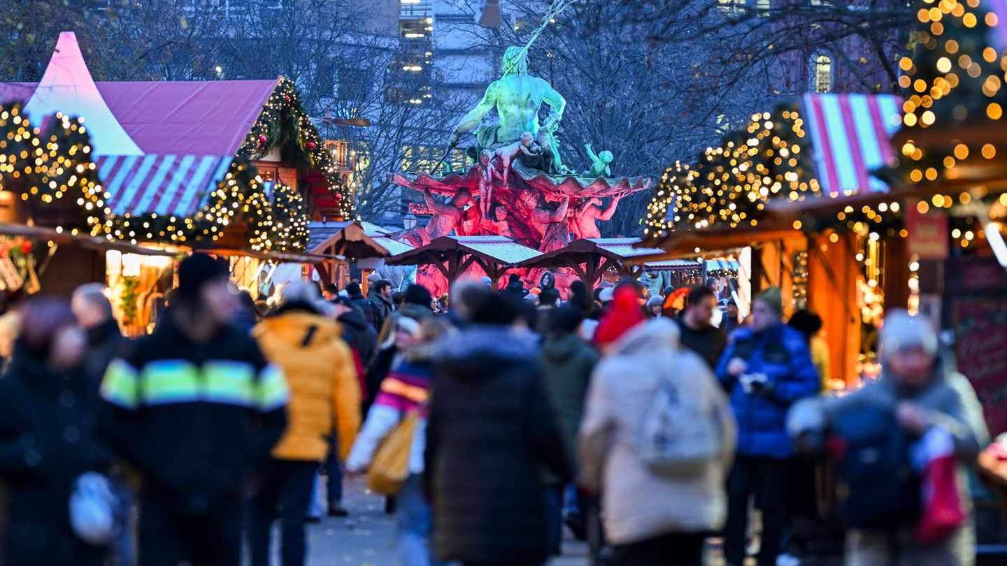 Advent: Heiße Getränke, eisige Bahnen - Start für Weihnachtsmärkte