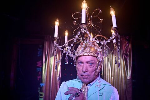 Udo Kier 2021 in "Swan Song", seiner großen Abschiedsvorstellung.