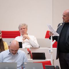 Die BSW-Fraktion im Brandenburger Landtag um Fraktionschef Niels-Olaf Lüders (r) ist in der Krise und sorgt für Turbulenzen auch