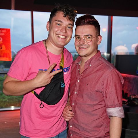 Jan Zimmermann (rechts) betrieb mit seinem Freund Tim Lehmann den Youtube-Kanal "Gewitter im Kopf"