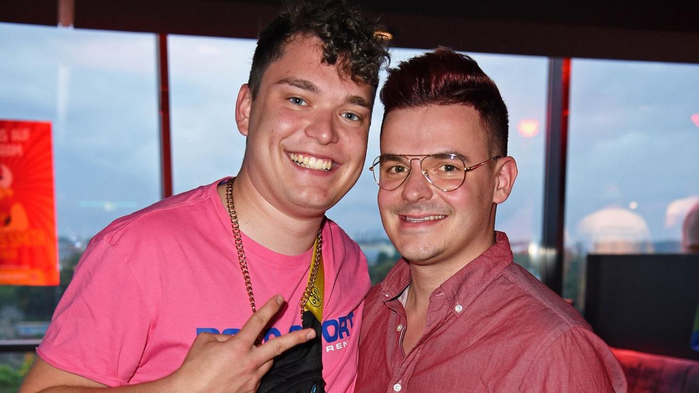 Jan Zimmermann (rechts) betrieb mit seinem Freund Tim Lehmann den Youtube-Kanal "Gewitter im Kopf"