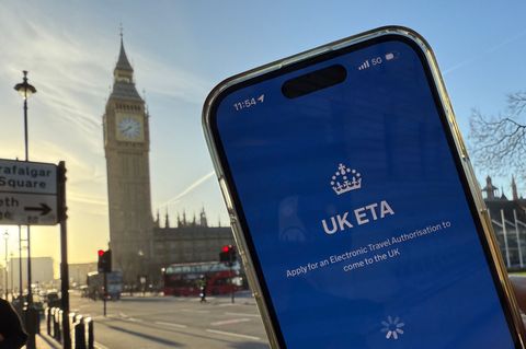 Seit dem 2. April brauchen deutsche Reisende ohne Visum eine elektronische Einreisegenehmigung. (Symbolbild) Foto: Jan Mies/dpa