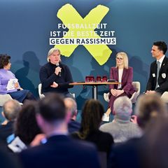 Der DFB hat ein Pilotprojekt zum Thema Rassismus beendet. Foto: Sebastian Christoph Gollnow/dpa