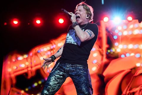 Axl Rose kommt mit Guns N' Roses 2026 wieder nach Deutschland.