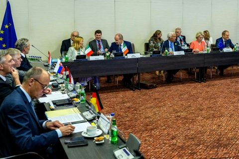 Gipfeltrefen in Angolas Hauptstadt Luanda